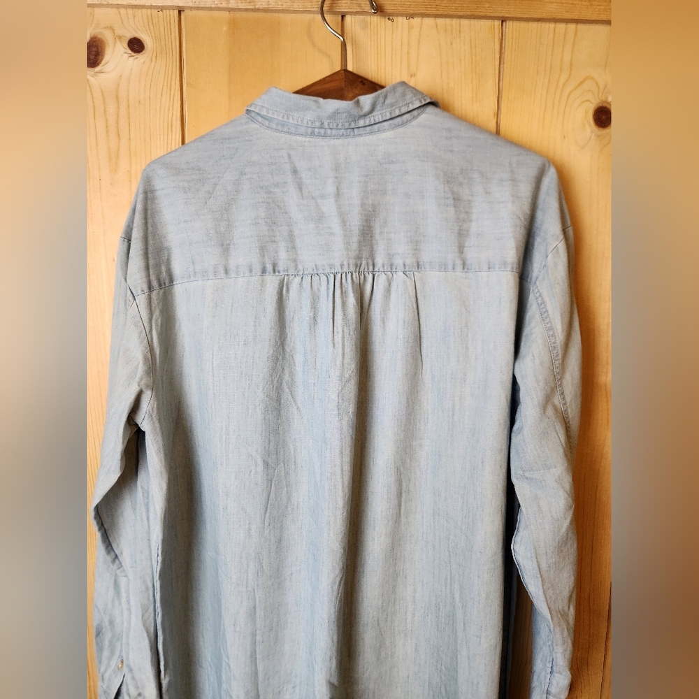 Wonderly Light Denim Wash Long Sleeve Button-Up Front Ruffle Hem Shirtdress NWOT - Picture 8 of 13